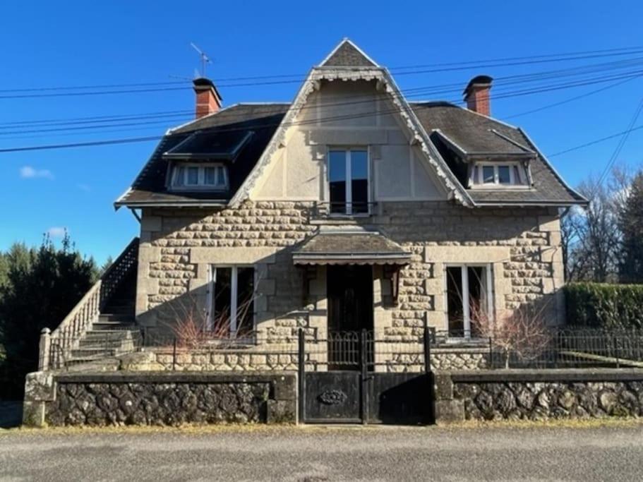 La Cigalienne Villa Treignac Bagian luar foto