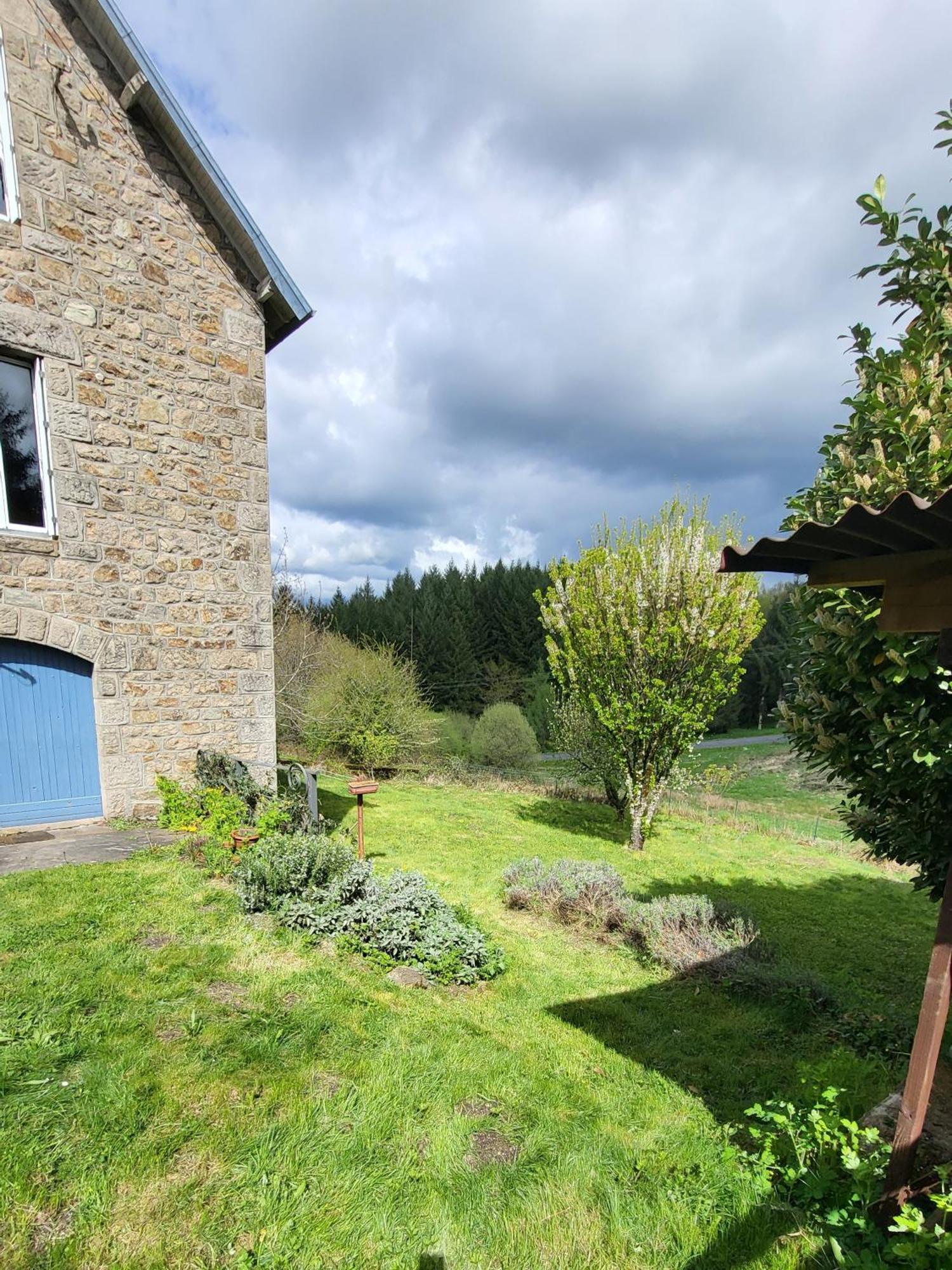 La Cigalienne Villa Treignac Bagian luar foto